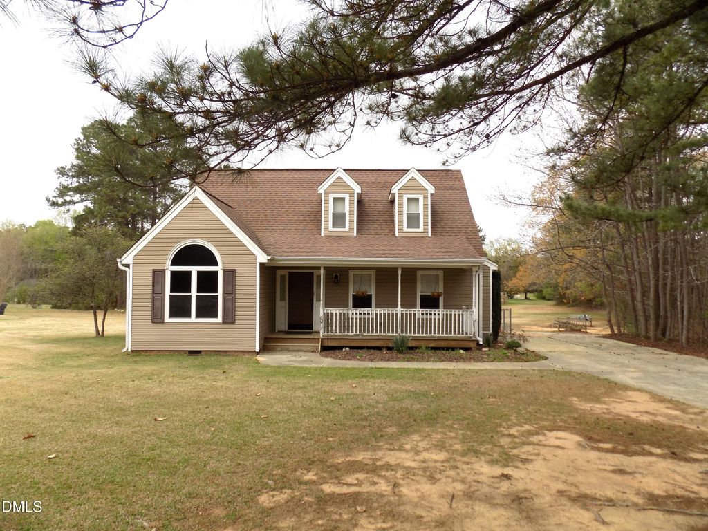 105 Whistlers Cove, Louisburg, NC 27549