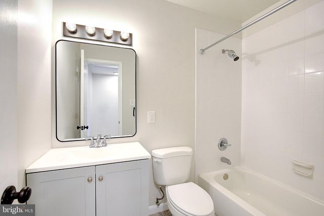 8113 BIRD LN, Greenbelt, MD 20770