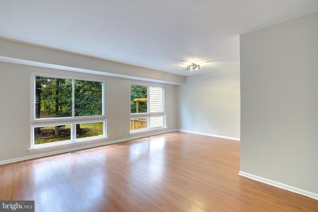 8113 BIRD LN, Greenbelt, MD 20770