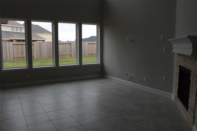 26711 Stoney Shores Ln, Katy, TX 77494