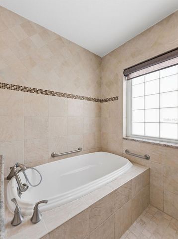 6640 WINDING OAK DRIVE, Tampa, FL 33625