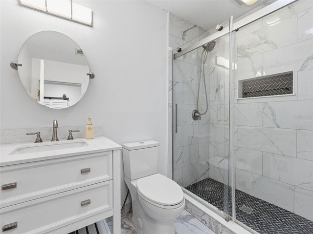 6640 WINDING OAK DRIVE, Tampa, FL 33625