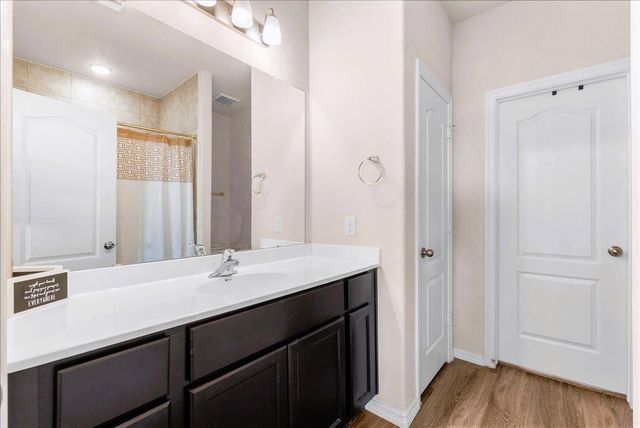 9731 Colsterdale Court, Houston, TX 77044
