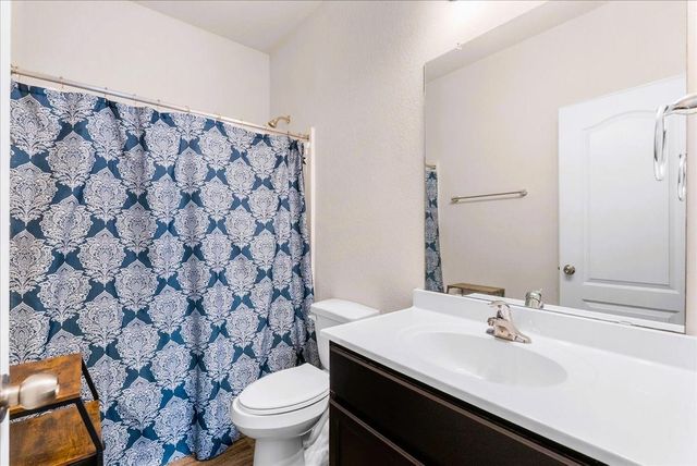 9731 Colsterdale Court, Houston, TX 77044
