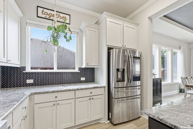 4111 Andito, San Antonio, TX 78261