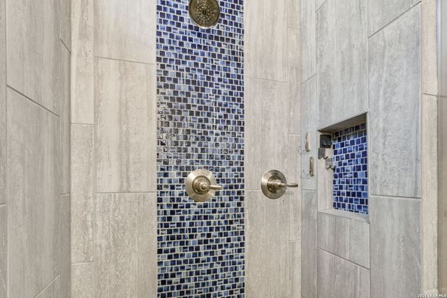 4111 Andito, San Antonio, TX 78261