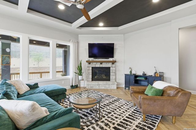 4111 Andito, San Antonio, TX 78261