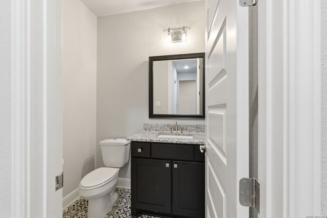 4111 Andito, San Antonio, TX 78261