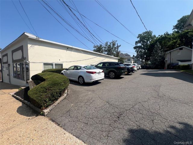 2-8 A Forest Avenue 5, Glen Cove, NY 11542