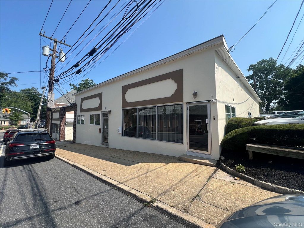 2-8 A Forest Avenue 5, Glen Cove, NY 11542