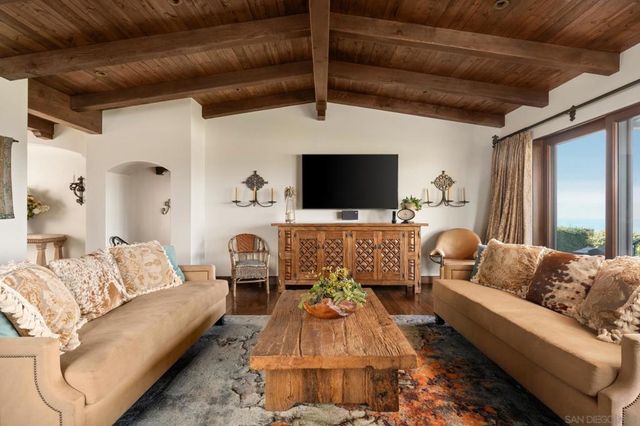 262 Ocean View, Del Mar, CA 92014