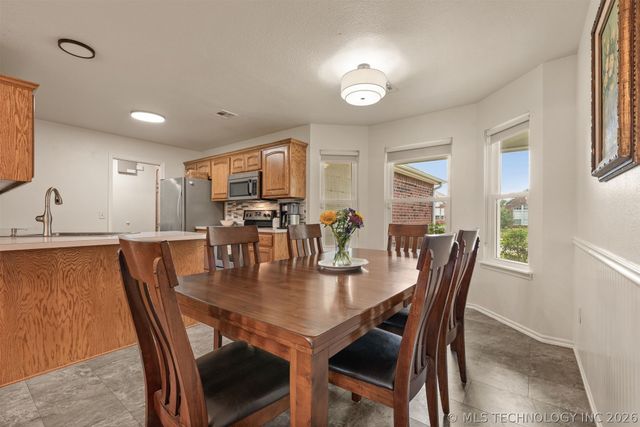 1413 W 118th Street S, Jenks, OK 74037