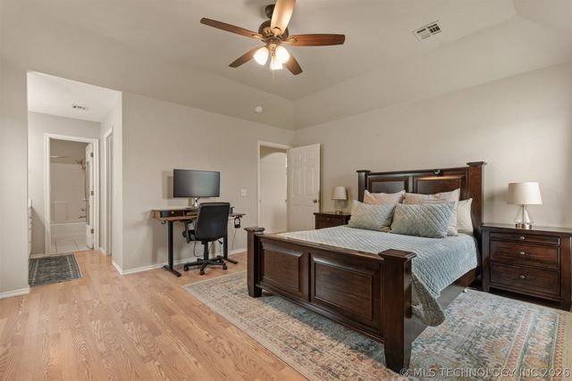 1413 W 118th Street S, Jenks, OK 74037
