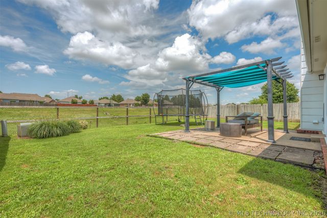 1413 W 118th Street S, Jenks, OK 74037