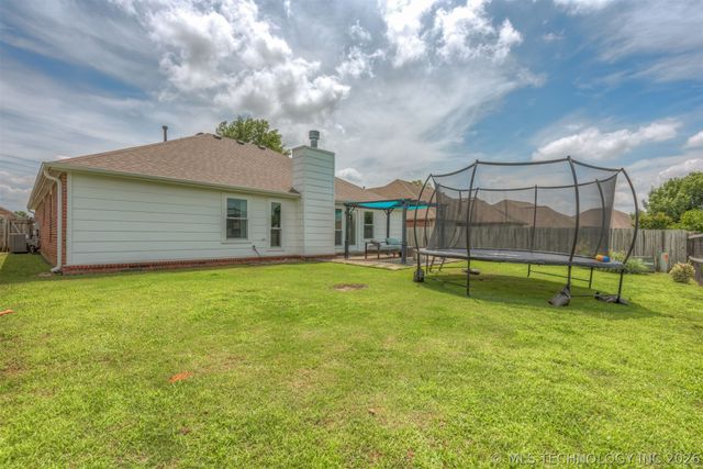 1413 W 118th Street S, Jenks, OK 74037