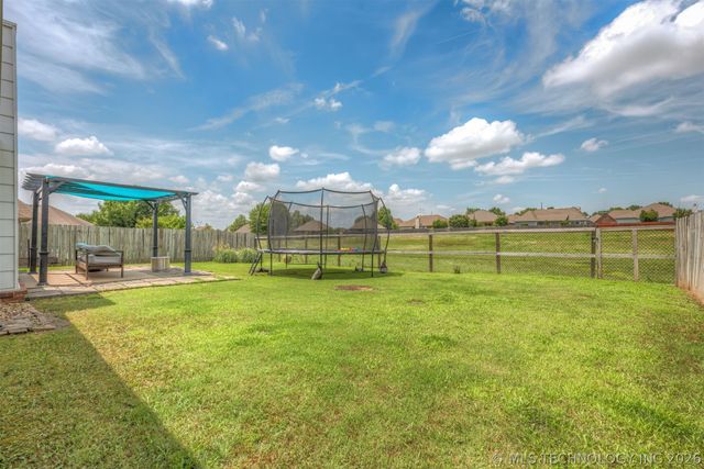 1413 W 118th Street S, Jenks, OK 74037