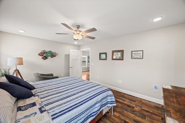 60 Sky View Meadow Dr, Crossville, TN 38555