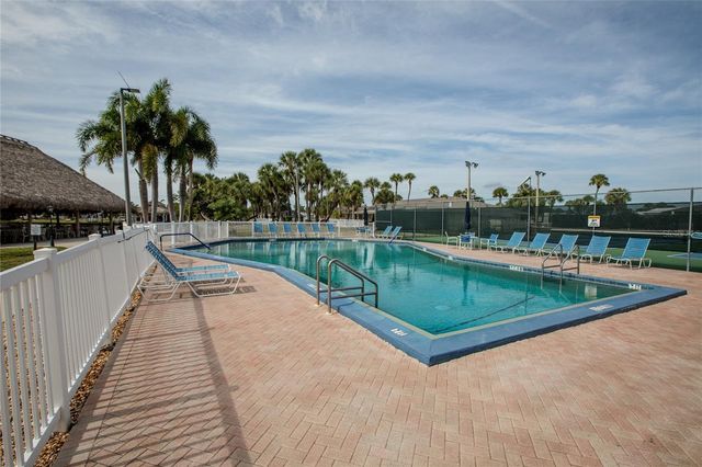 2100 KINGS HIGHWAY CRESCENT 693, Port Charlotte, FL 33980