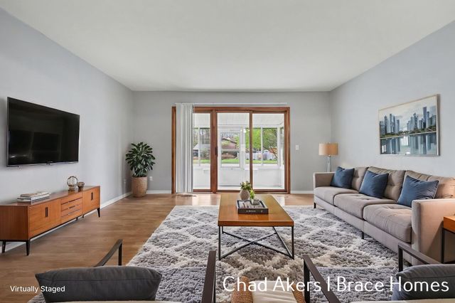 5912 Leisure South Drive SE, Grand Rapids, MI 49548