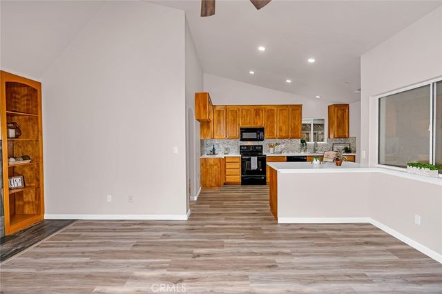 744 Bluff, Los Banos, CA 93635