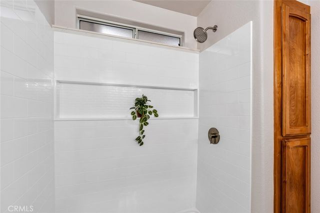 744 Bluff, Los Banos, CA 93635