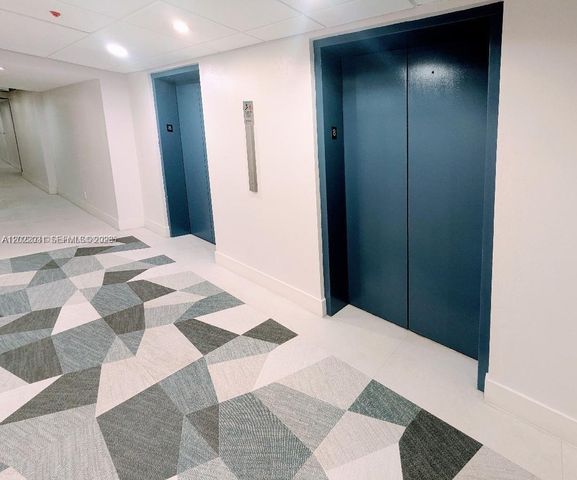 2655 Collins Ave 2302, Miami Beach, FL 33140