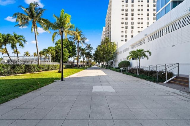 2655 Collins Ave 2302, Miami Beach, FL 33140