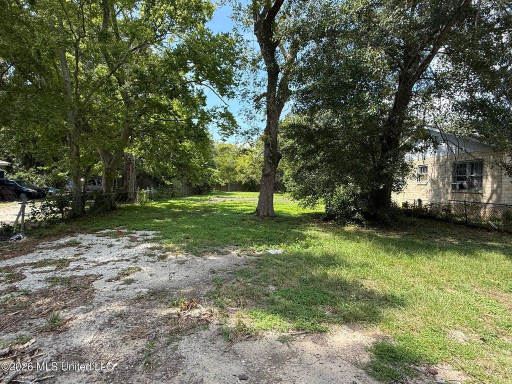 436 Dacey Street, Biloxi, MS 39530