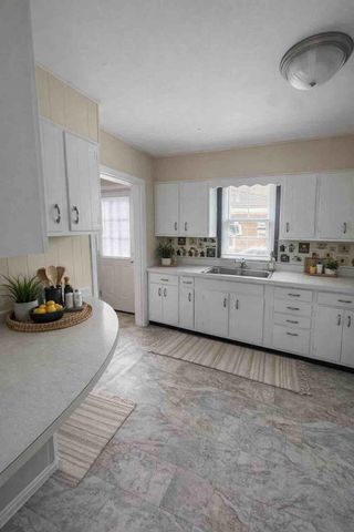 916 23rd Street, Huntington, WV 25703