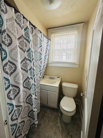 916 23rd Street, Huntington, WV 25703