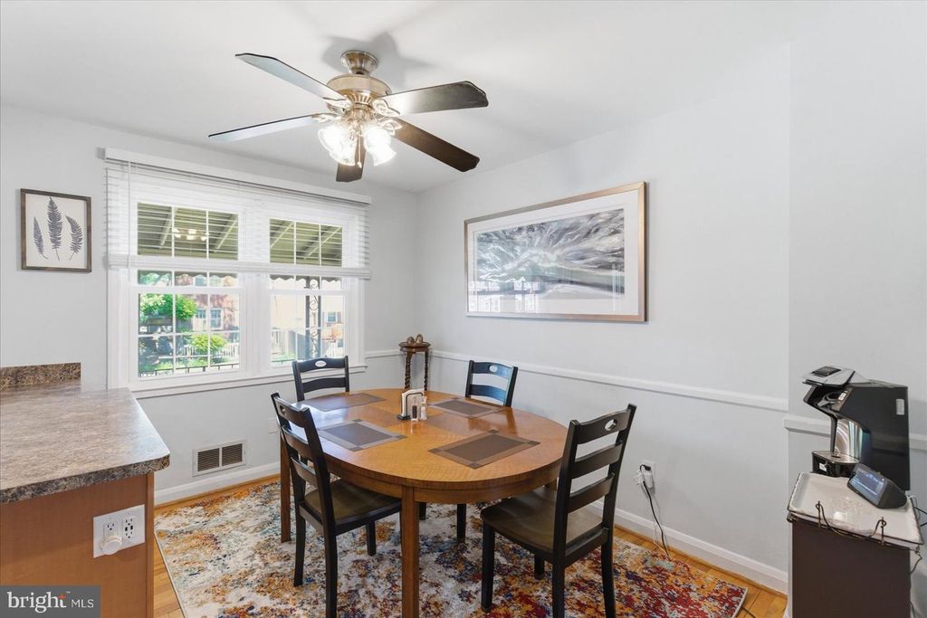 Image 17 of property listing at 8336 EDGEDALE RD, Baltimore, MD 21234