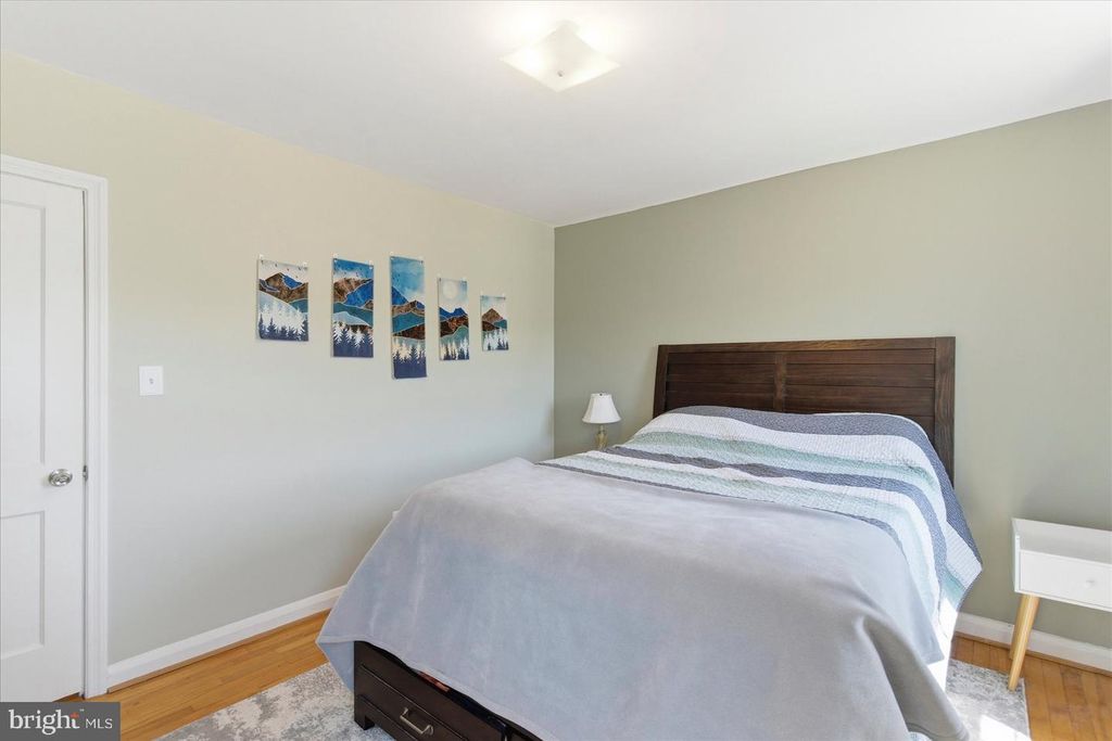 Image 19 of property listing at 8336 EDGEDALE RD, Baltimore, MD 21234