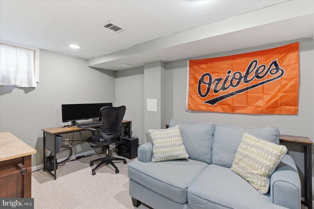 Image 28 of property listing at 8336 EDGEDALE RD, Baltimore, MD 21234
