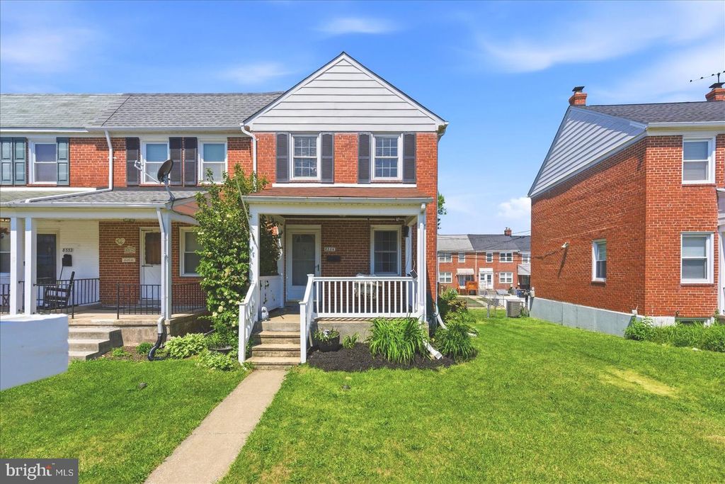 Image 3 of property listing at 8336 EDGEDALE RD, Baltimore, MD 21234