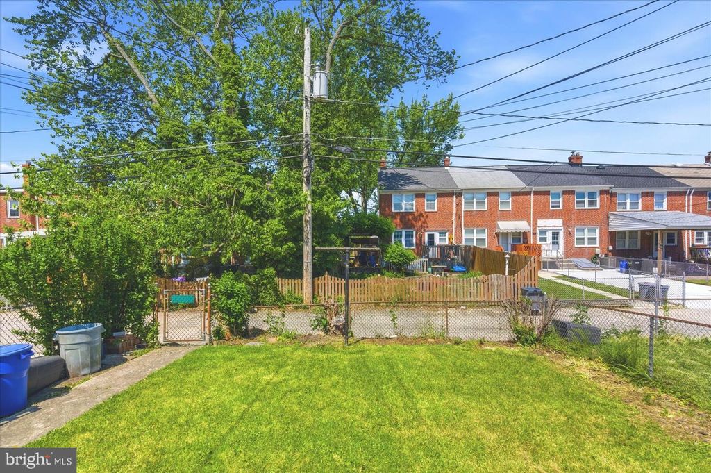 Image 32 of property listing at 8336 EDGEDALE RD, Baltimore, MD 21234