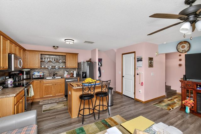 3060 SW Sharmin Lane, Ankeny, IA 50023