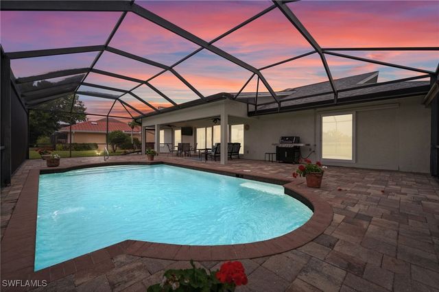 1960 Imperial Golf Course BLVD, Naples, FL 34110