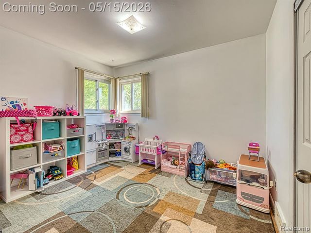 16660 Drake Street, Southgate, MI 48195