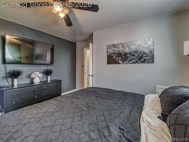 16660 Drake Street, Southgate, MI 48195