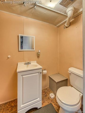16660 Drake Street, Southgate, MI 48195