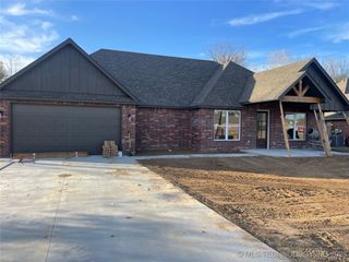 3641 W Forest Street, Skiatook, OK 74070