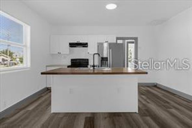 131 W CRYSTAL AVENUE, Lake Wales, FL 33853