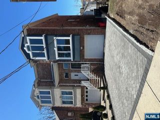 795 Fairview Lane, Cliffside Park, NJ 07010