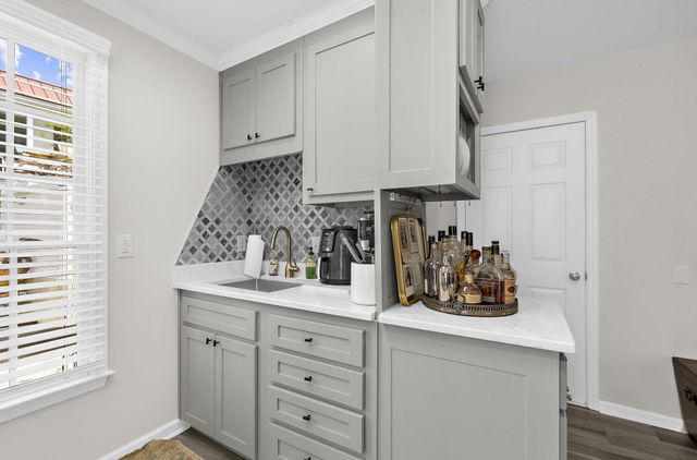 160 Smith Street, Charleston, SC 29403