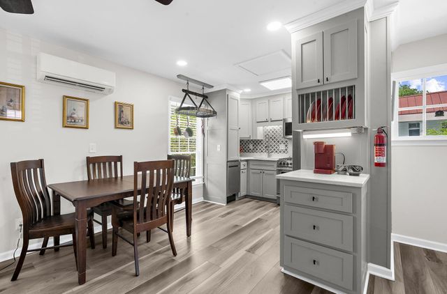 160 Smith Street, Charleston, SC 29403