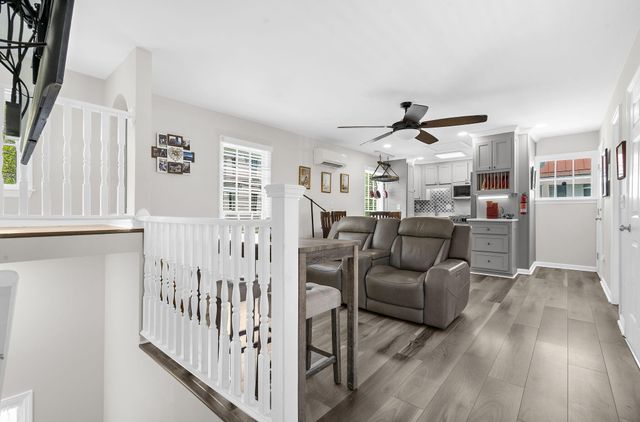 160 Smith Street, Charleston, SC 29403