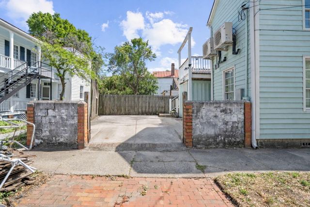 160 Smith Street, Charleston, SC 29403