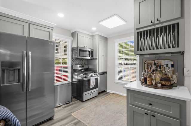 160 Smith Street, Charleston, SC 29403