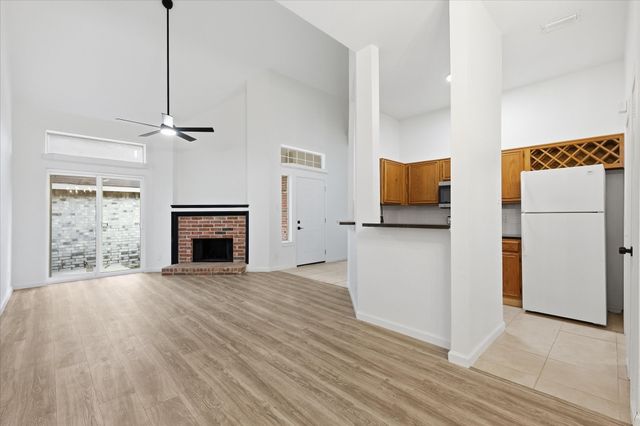 4215 Scarsdale Lane, Dallas, TX 75227