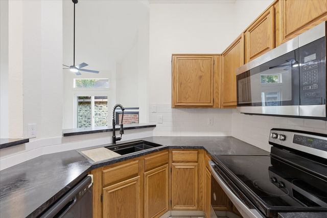 4215 Scarsdale Lane, Dallas, TX 75227
